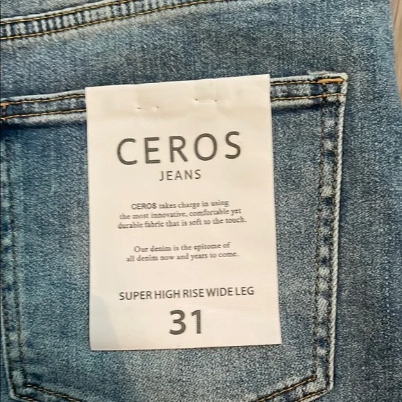 Ceros Wide Leg Flare Jeans with Vintage Wash - Picture 5 of 7